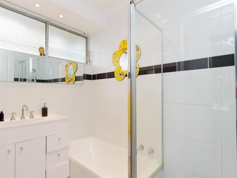 6 Cambridge Street, Port Noarlunga South SA 5167