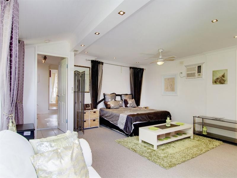 6 Cambridge Street, Port Noarlunga South SA 5167