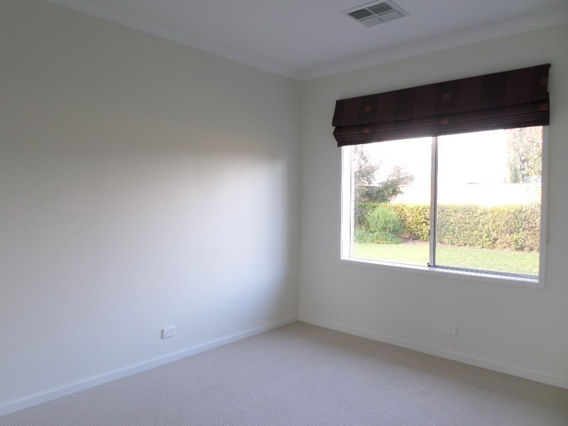 94 Aldinga Beach Road, Aldinga Beach SA 5173