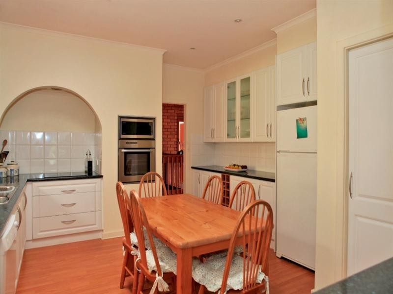 41 Mill Terrace, Eden Hills SA 5050