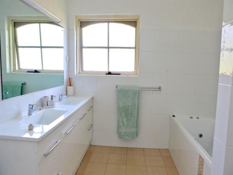 41 Mill Terrace, Eden Hills SA 5050