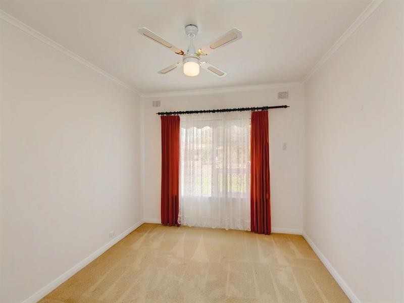 4 Clyde Street, Marion SA 5043