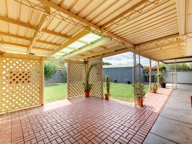 4 Clyde Street, Marion SA 5043
