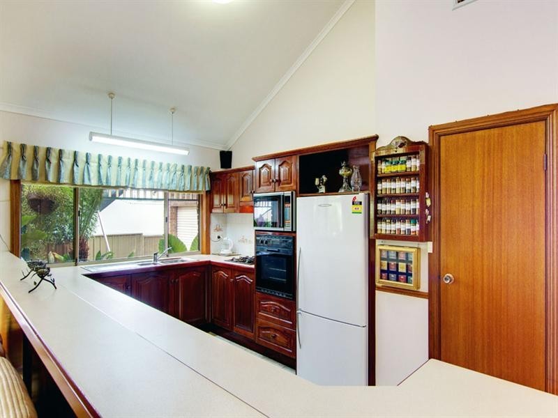 63 Glendale Avenue, Flagstaff Hill SA 5159