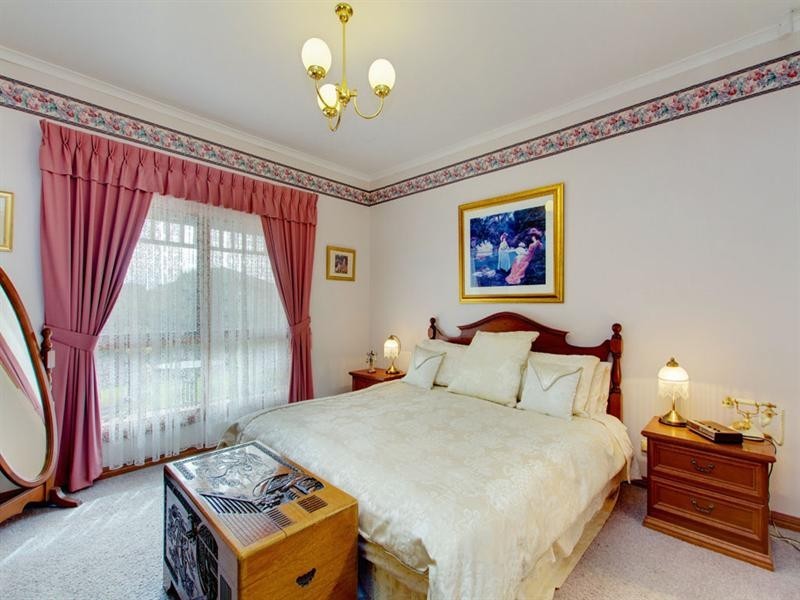 63 Glendale Avenue, Flagstaff Hill SA 5159