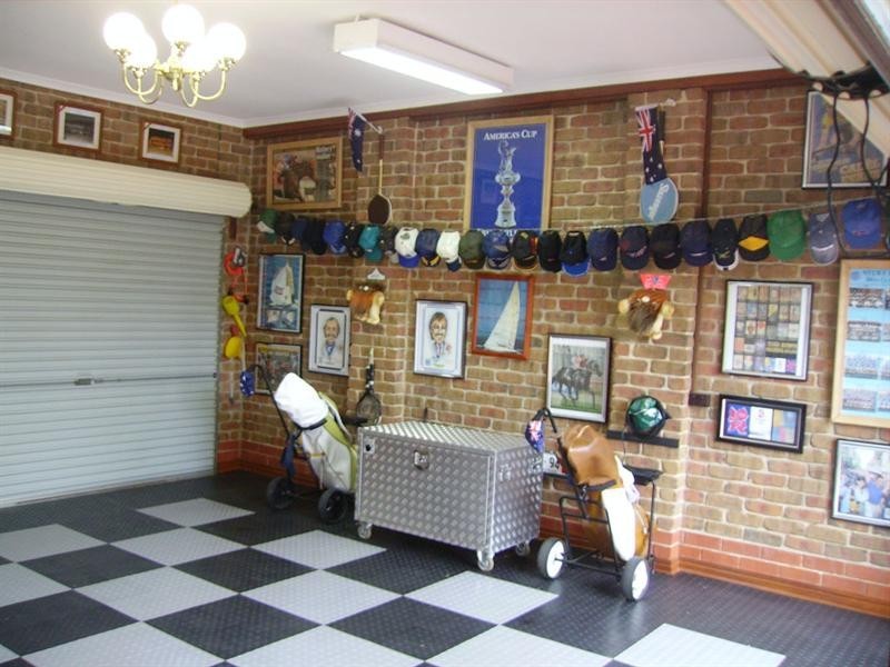 63 Glendale Avenue, Flagstaff Hill SA 5159