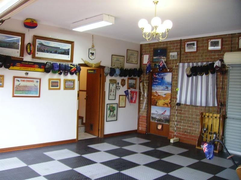 63 Glendale Avenue, Flagstaff Hill SA 5159