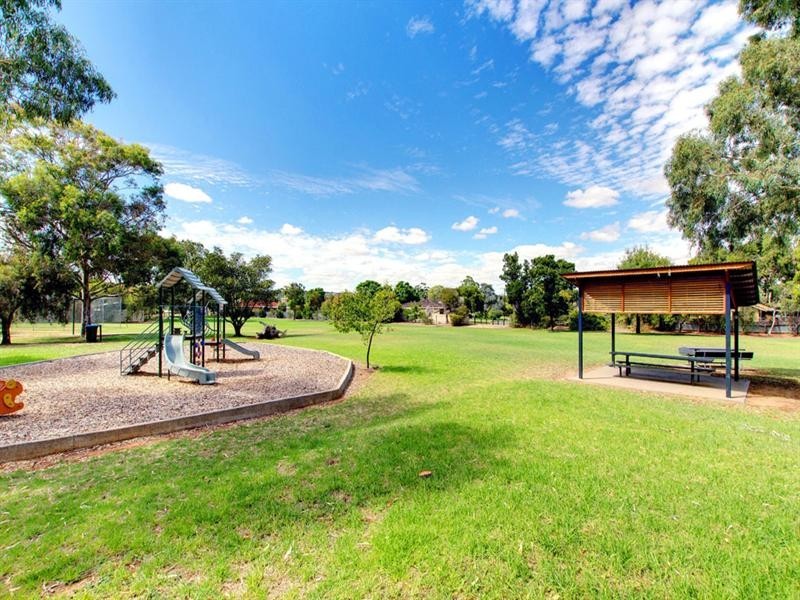 13 Seccafien Avenue, Marion SA 5043