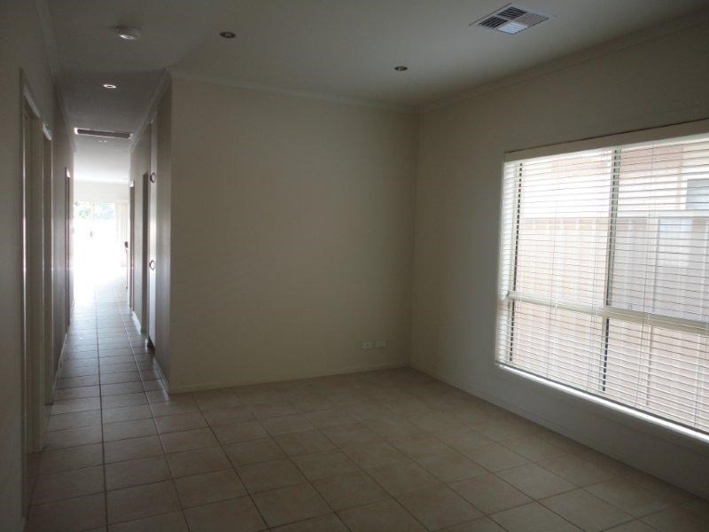 5 Oak Avenue, Clovelly Park SA 5042