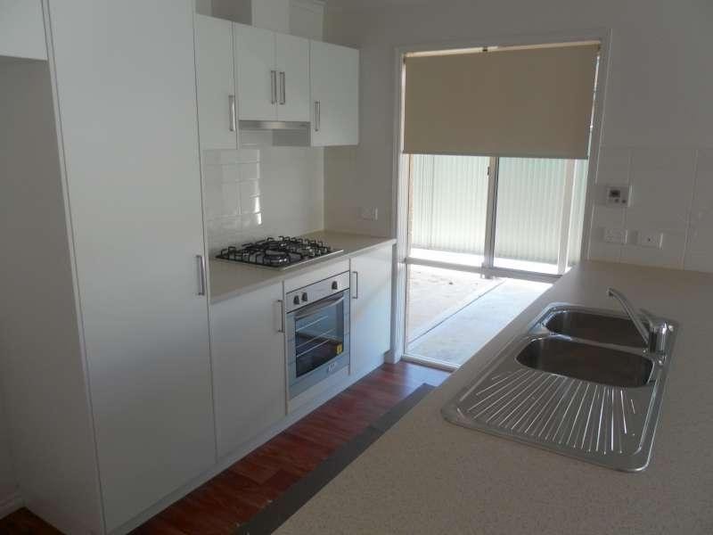 2/7 Wiland Street, Mount Barker SA 5251