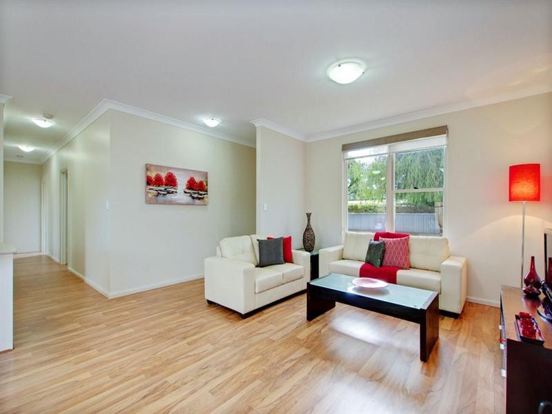 17 Masters Avenue, Everard Park SA 5035