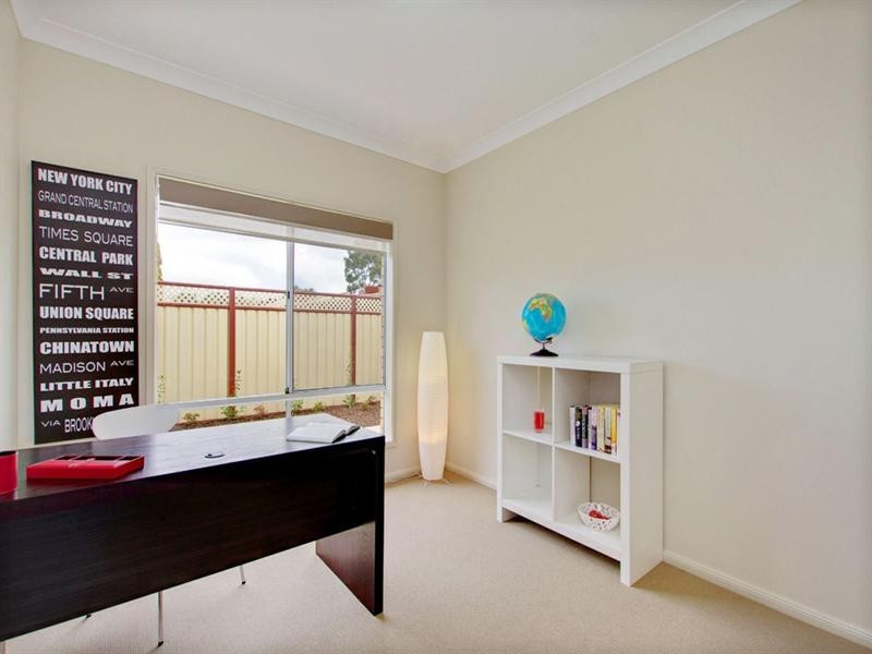 17 Masters Avenue, Everard Park SA 5035