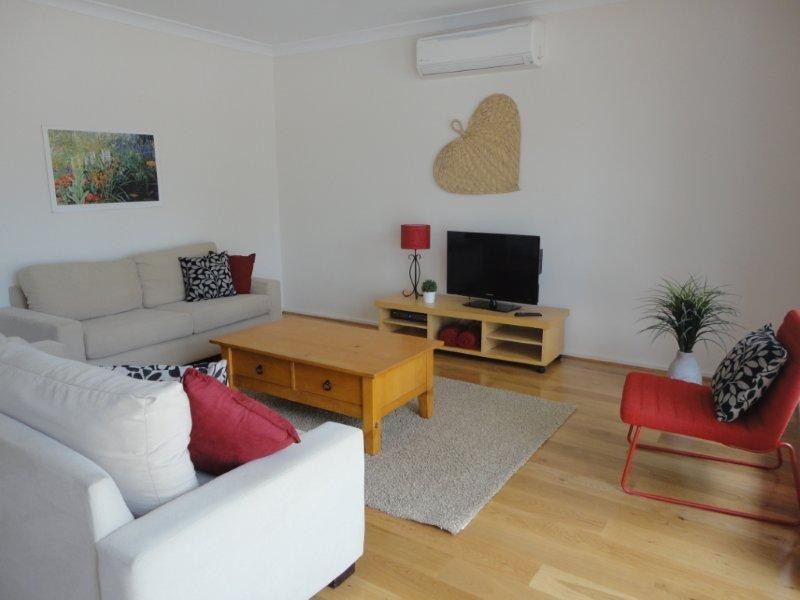 42 Limbert Avenue, Seacombe Gardens SA 5047