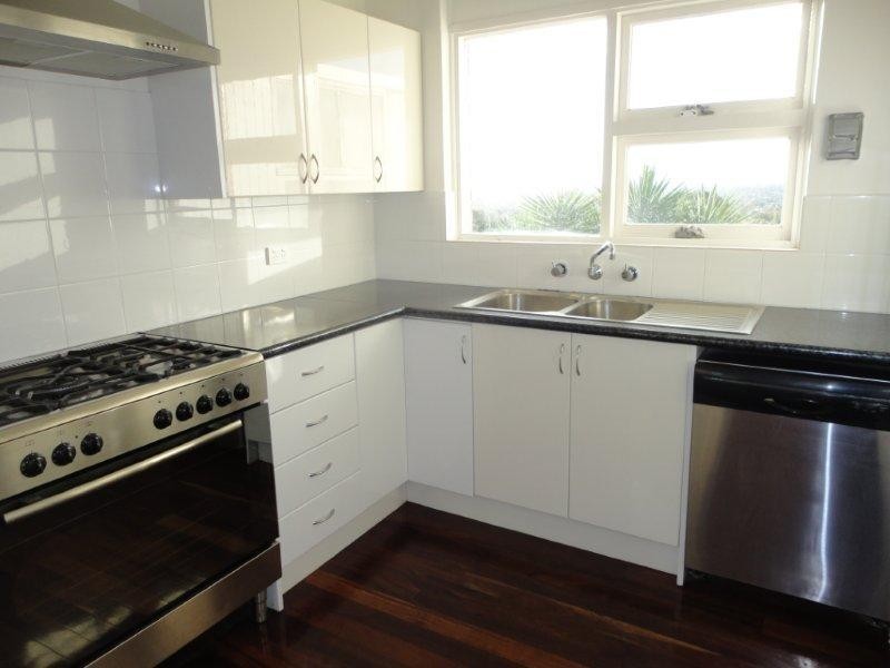 4 Grandview Drive, Seacombe Heights SA 5047