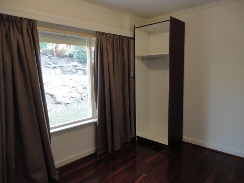 4 Grandview Drive, Seacombe Heights SA 5047