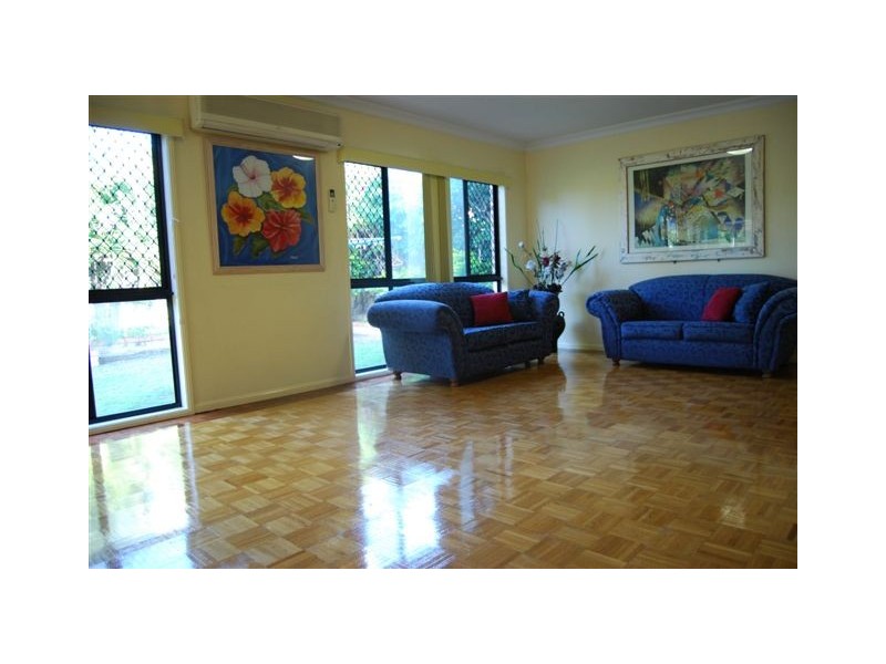 11 Babylon Place, Forest Lake QLD 4078