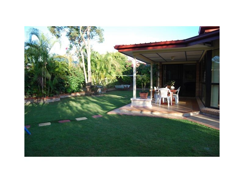 11 Babylon Place, Forest Lake QLD 4078