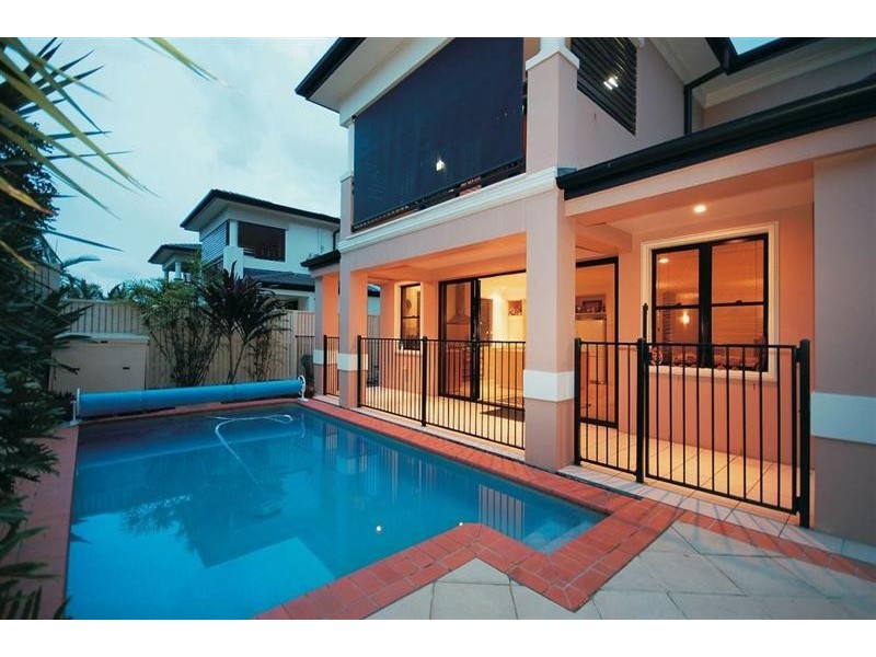 2/53 Paragon Street, Yeronga QLD 4104