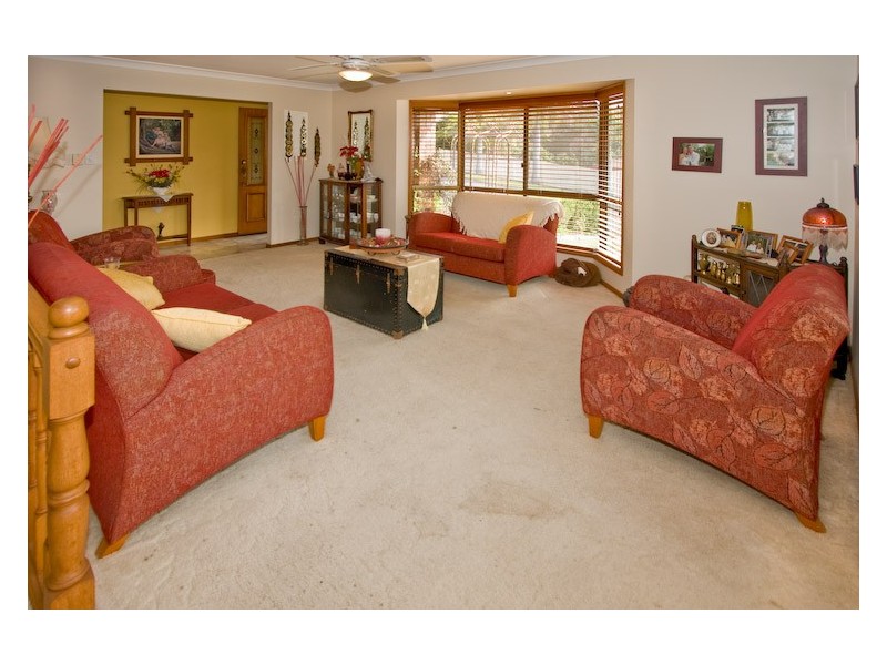 2 Sandalwood Street, Sinnamon Park QLD 4073