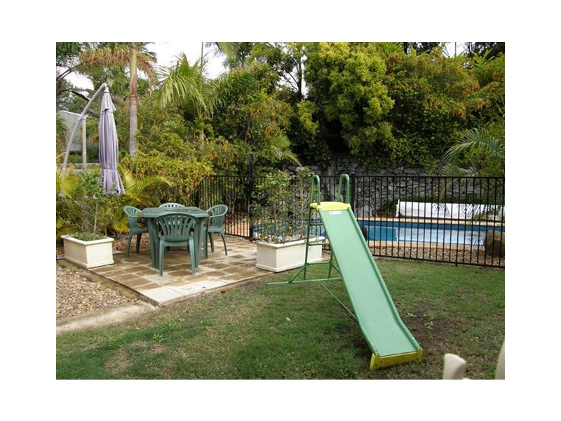 3 Lindesay Court, Sinnamon Park QLD 4073