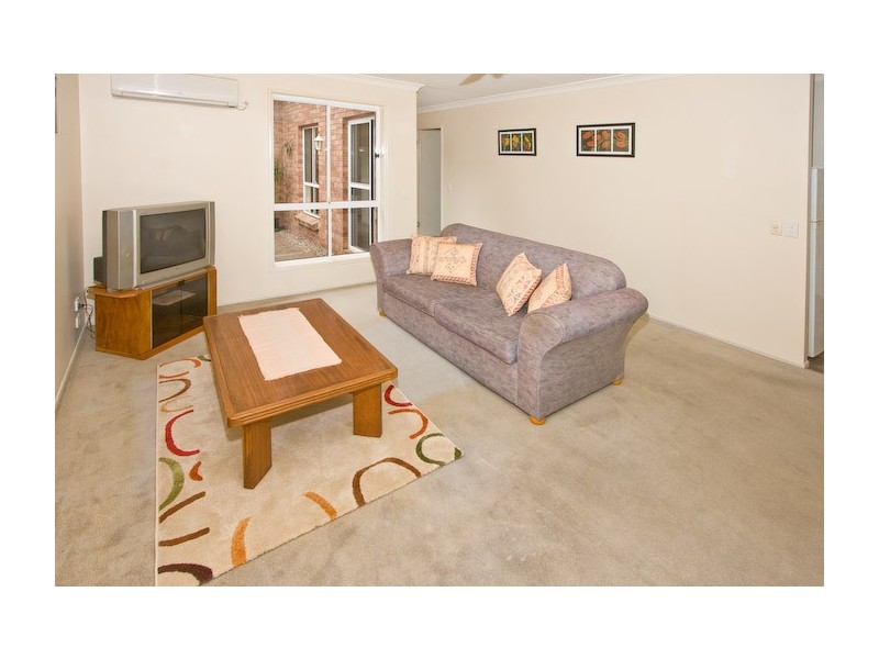 5 Stuart Place, Forest Lake QLD 4078