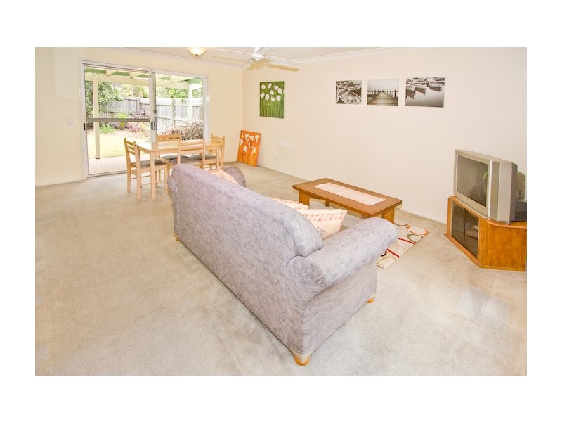 5 Stuart Place, Forest Lake QLD 4078