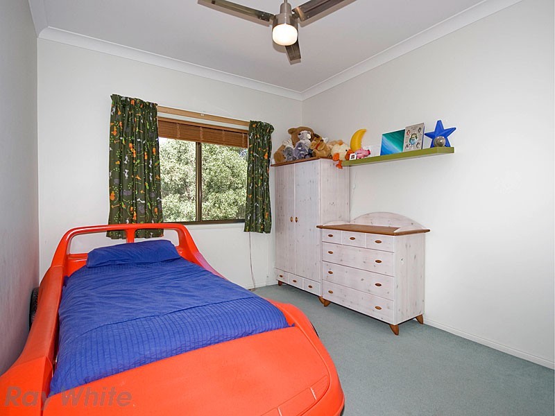1 Woodland Drive, Pullenvale QLD 4069