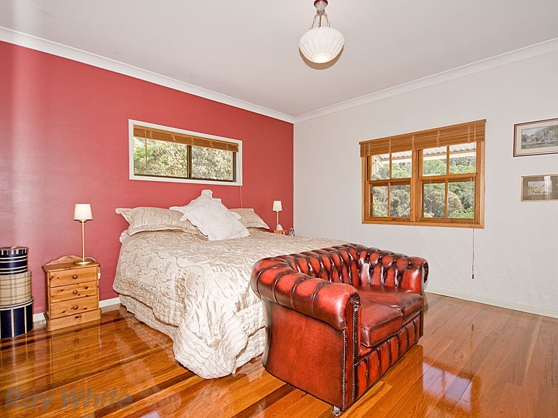 1 Woodland Drive, Pullenvale QLD 4069