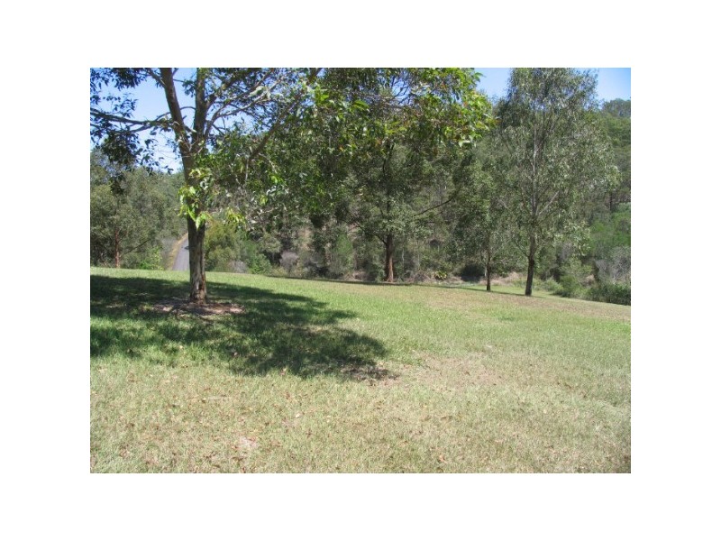 1 Woodland Drive, Pullenvale QLD 4069