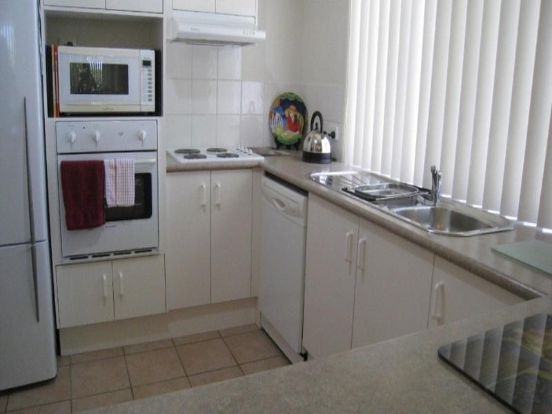 6 Somersby Street, Seventeen Mile Rocks QLD 4073