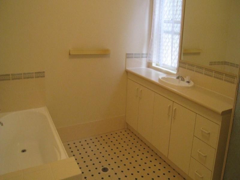 61 Pendula Circuit, Forest Lake QLD 4078