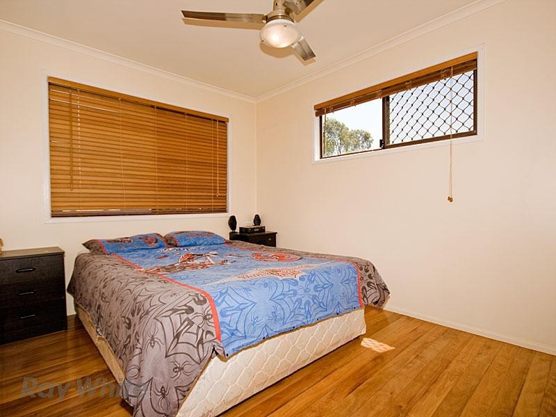 16 Langlo Street, Riverhills QLD 4074