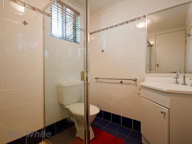 16 Langlo Street, Riverhills QLD 4074