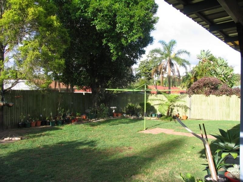 30 Gingko Crescent, Regents Park QLD 4118