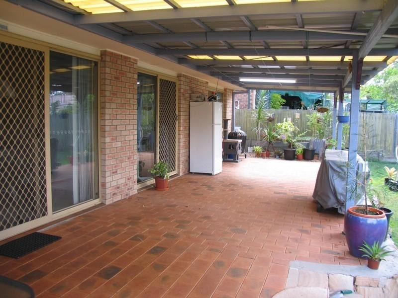 30 Gingko Crescent, Regents Park QLD 4118