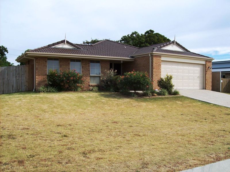 10 Angela Place, Yamanto QLD 4305