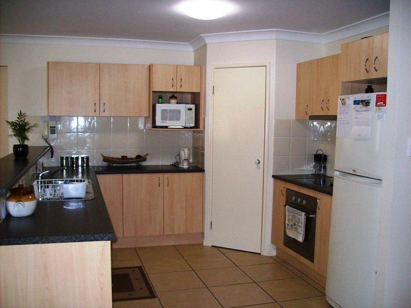 10 Angela Place, Yamanto QLD 4305