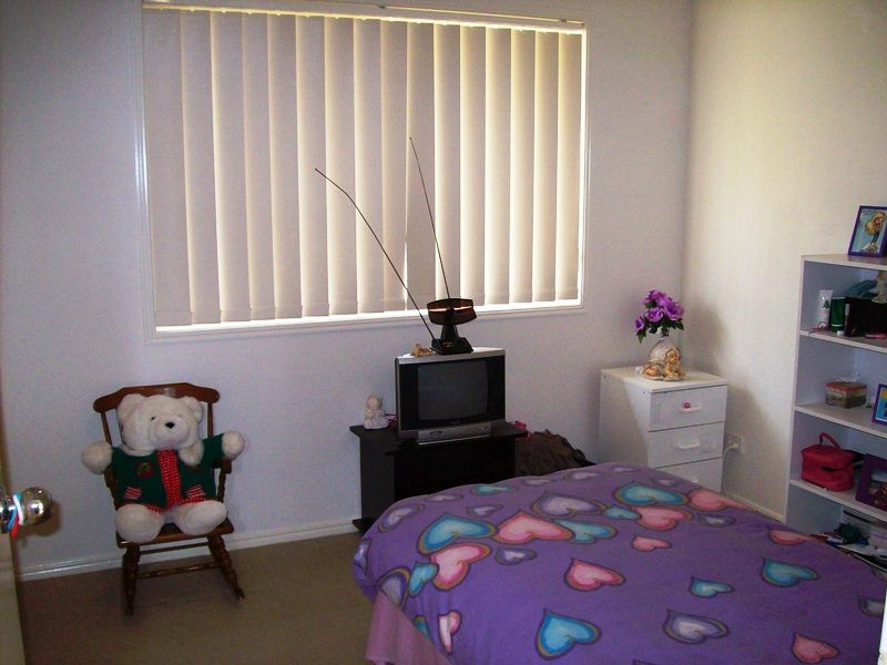 10 Angela Place, Yamanto QLD 4305