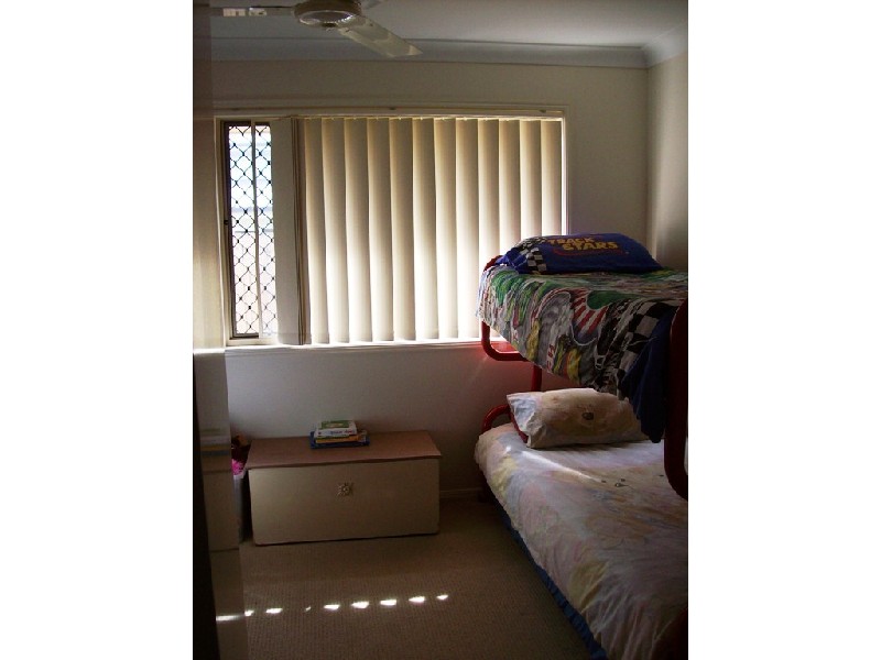 10 Angela Place, Yamanto QLD 4305