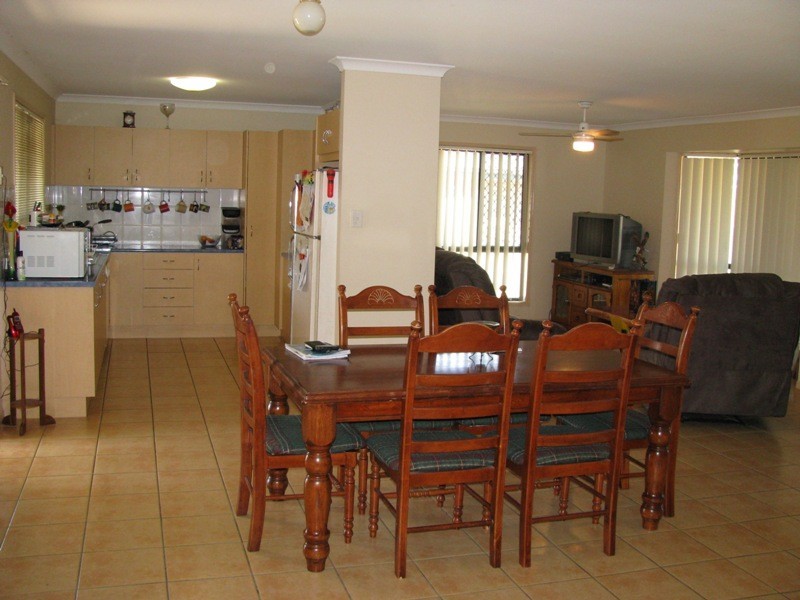 24 Meier Street, Peak Crossing QLD 4306