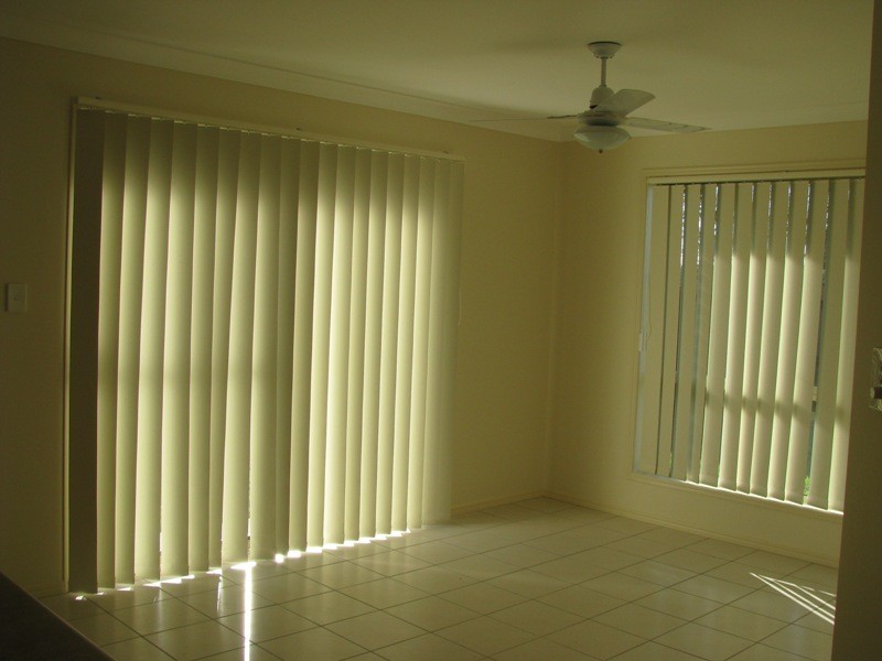 100 Anna Drive, Raceview QLD 4305