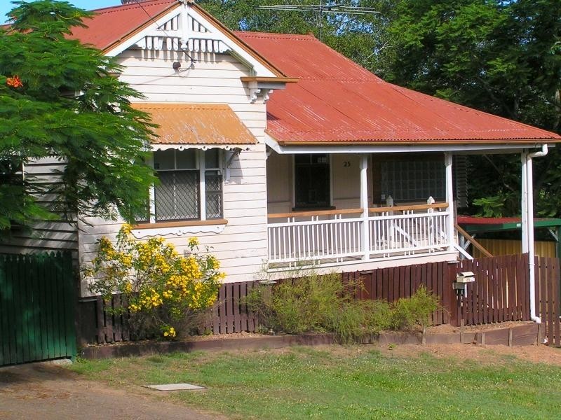 25 Clay Street, Ipswich QLD 4305