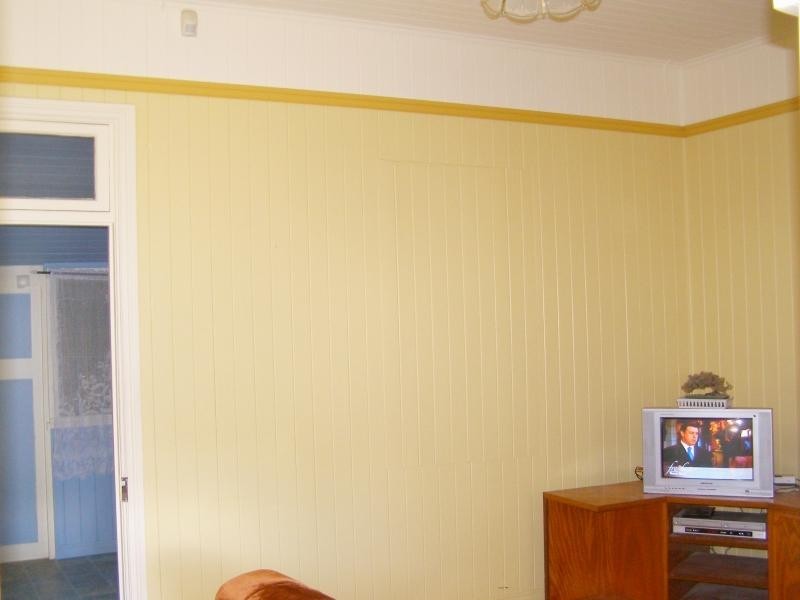 25 Clay Street, Ipswich QLD 4305