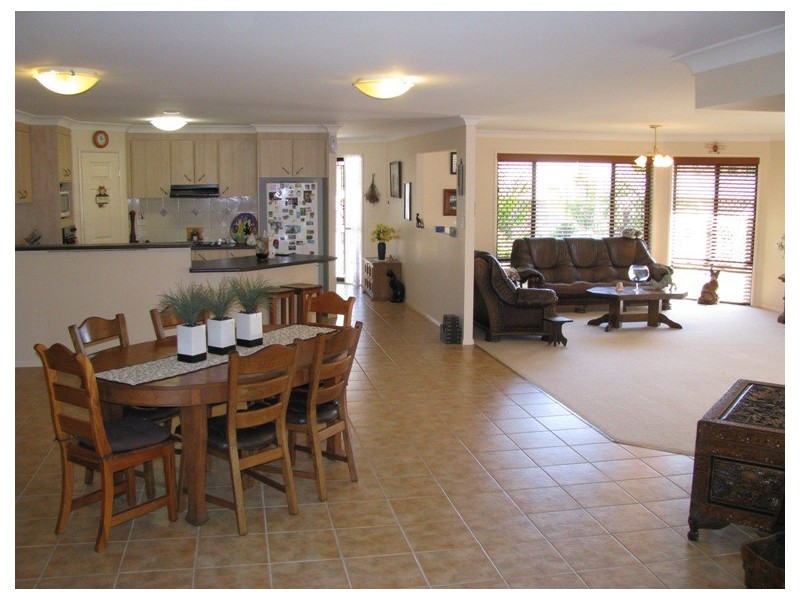 Flinders View QLD 4305