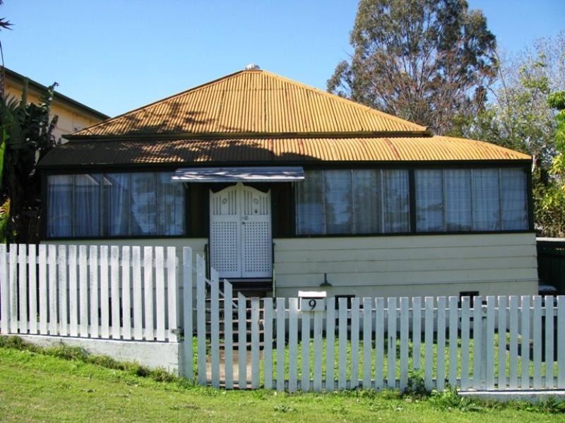 9 Challinor Street, Sadliers Crossing QLD 4305