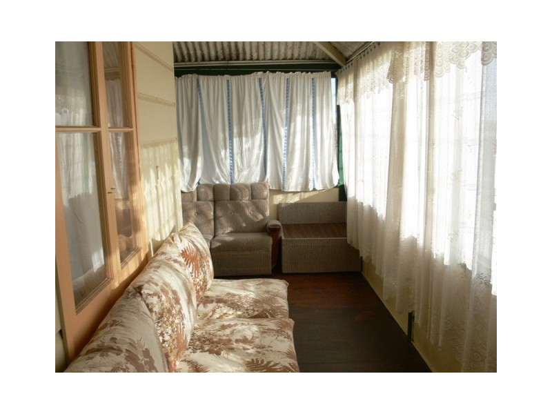 9 Challinor Street, Sadliers Crossing QLD 4305