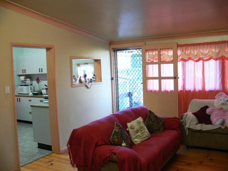 9 Challinor Street, Sadliers Crossing QLD 4305