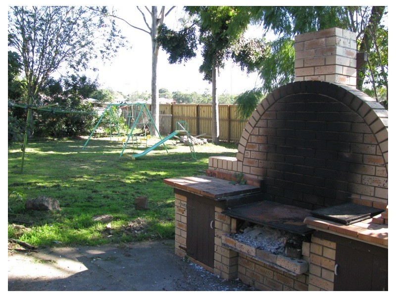 22 Cooinda Street, Eastern Heights QLD 4305