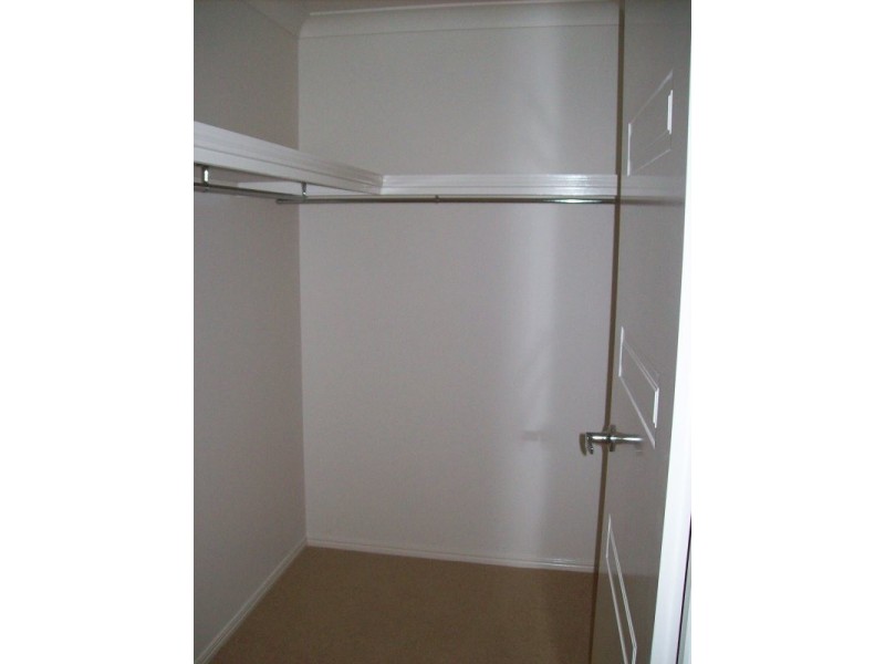 40 Westminster Crescent, Raceview QLD 4305