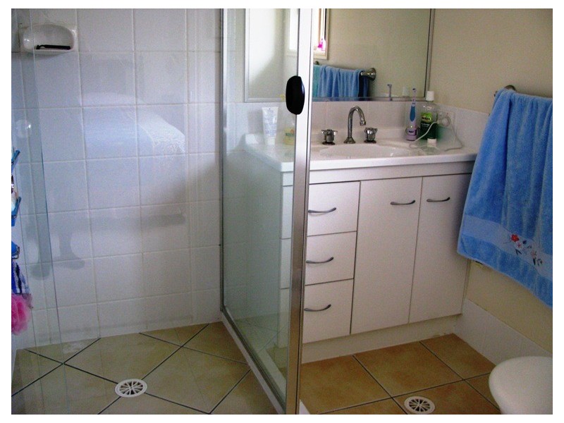 6 Katie Way, Raceview QLD 4305